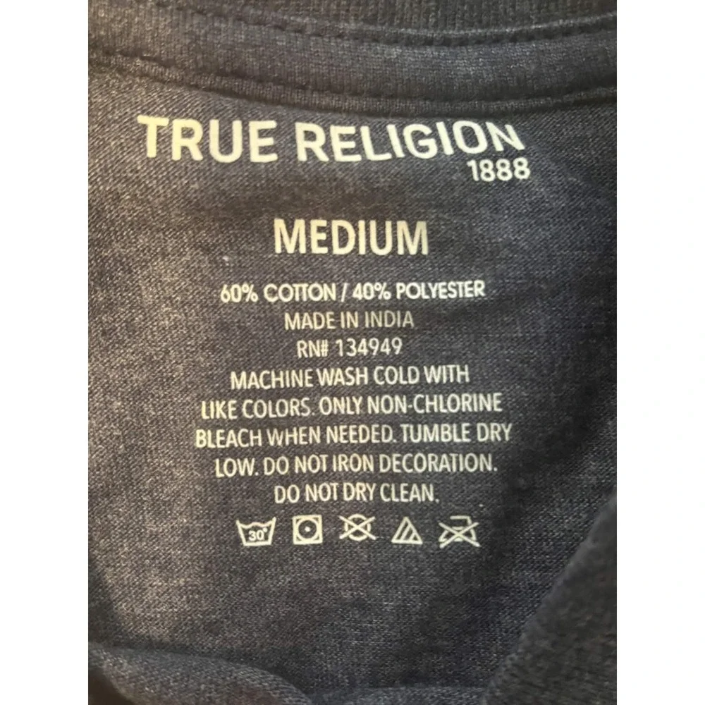 True Religion T-Shirt Men Medium Charcoal Grey Red Horseshoe Logo Graphic Cotton